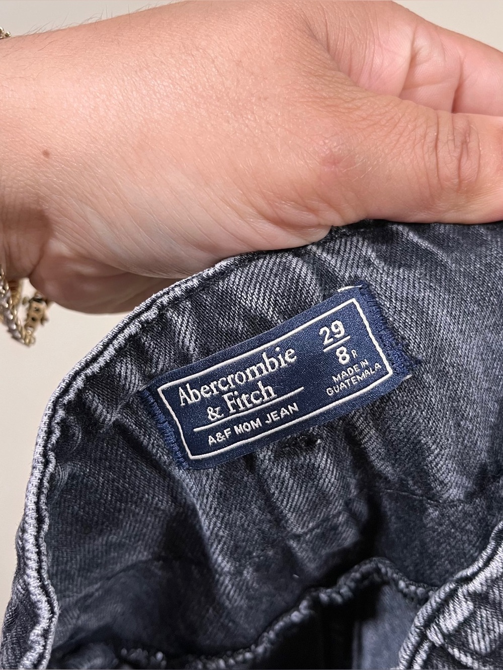 Abercrombie & Fitch high-rise paperbag waist jeans Mom jeans size 8 Regular EUC - Picture 10 of 11